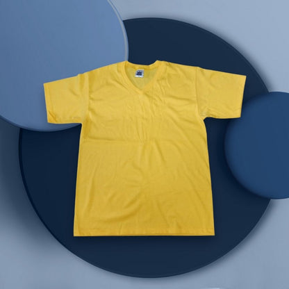 Blank polyester cotton T-shirt – ideal for printing or embroidery